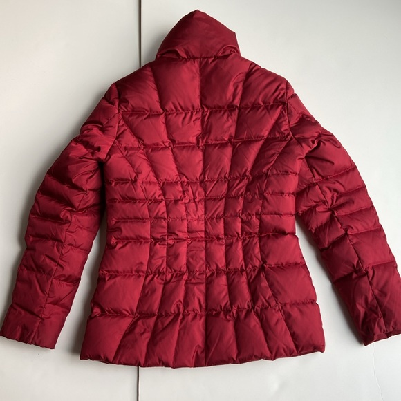 Calvin Klein Ladies ruby red down winter puffer jacket Sz XS Holiday coat - Picture 3 of 8